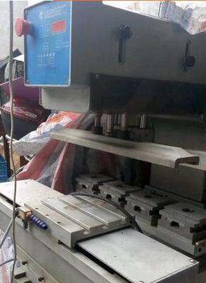 浙江閑置印刷設(shè)備處理_緊急處置二手四色移印穿梭機(jī)_浙江閑置資產(chǎn)處理_Feijiu網(wǎng)(中國廢舊物資網(wǎng))